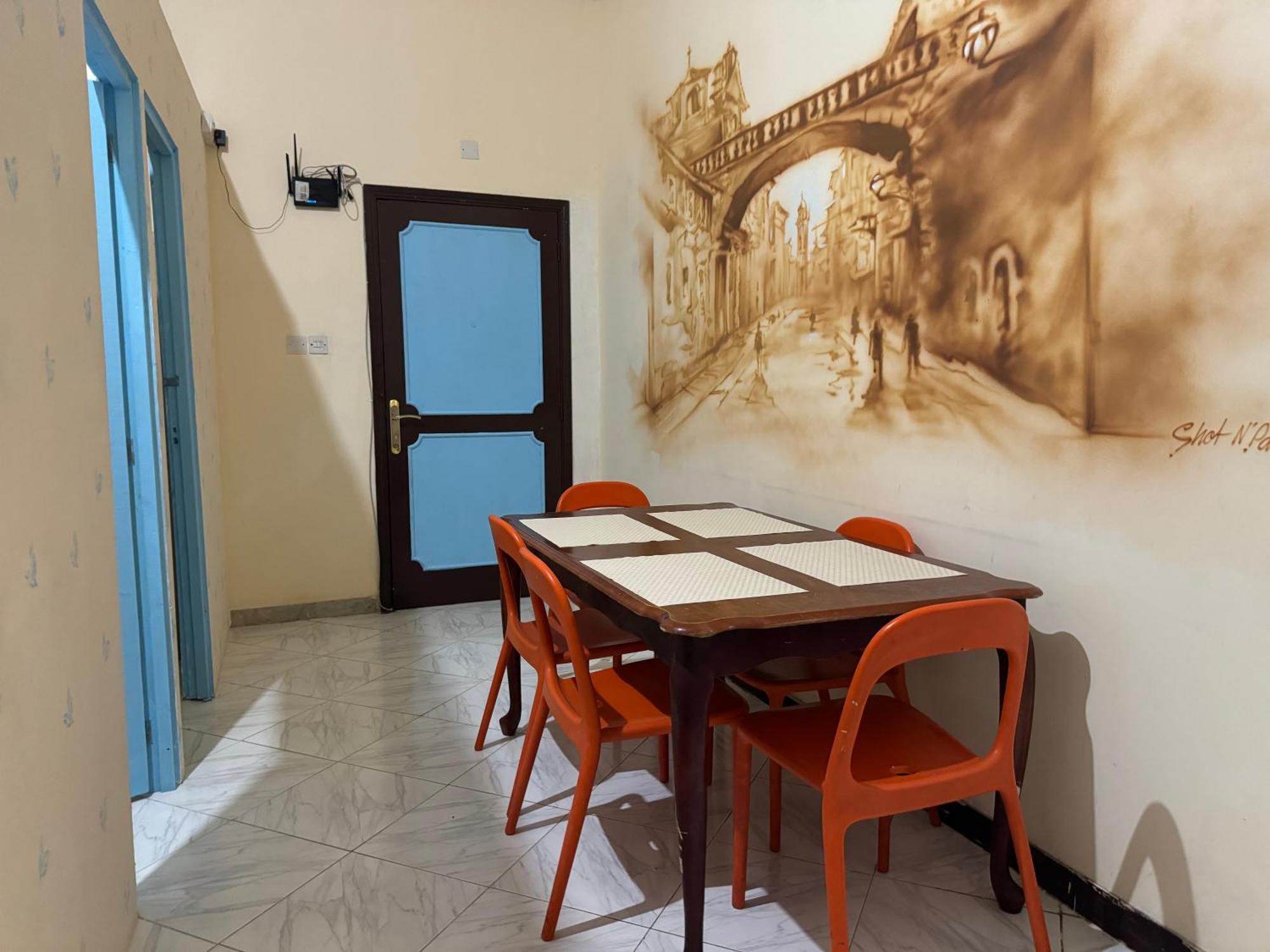 Апартаменты Backpackers Place Абу-Даби Экстерьер фото